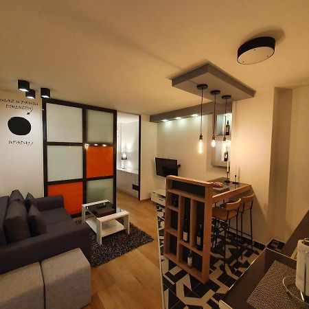 Lux Opera 2 Apartment บันยาลูกา ภายนอก รูปภาพ
